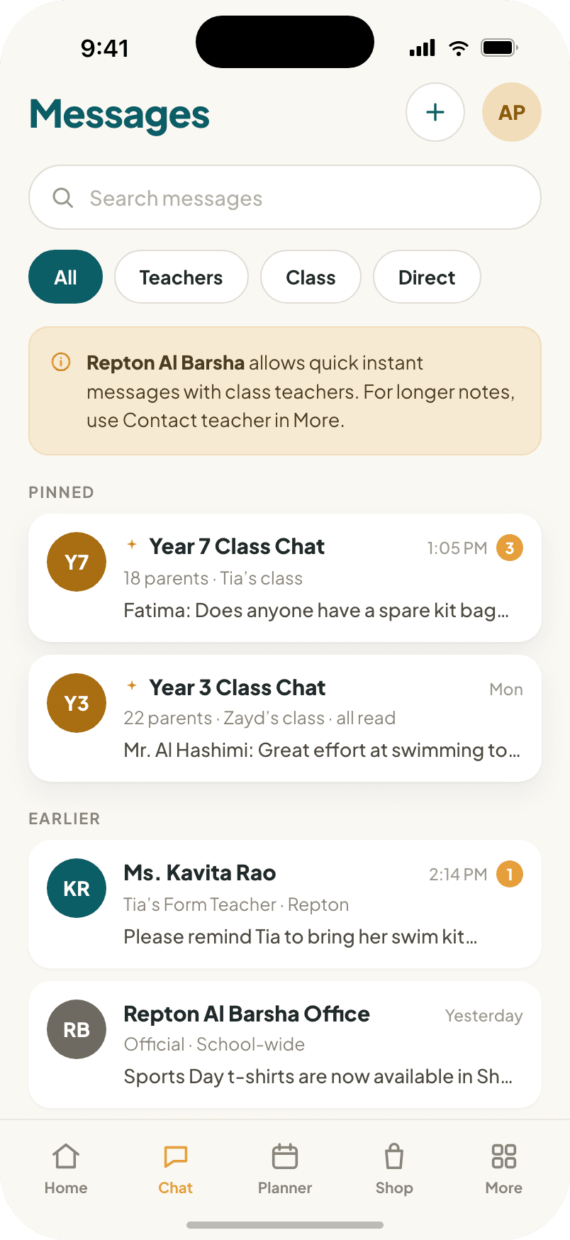 The parent app conversation list, with school and class groups.